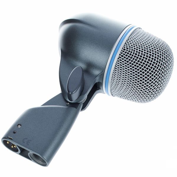 Shure Beta 52A Supercardioid Dynamic Kick Drum Microphone