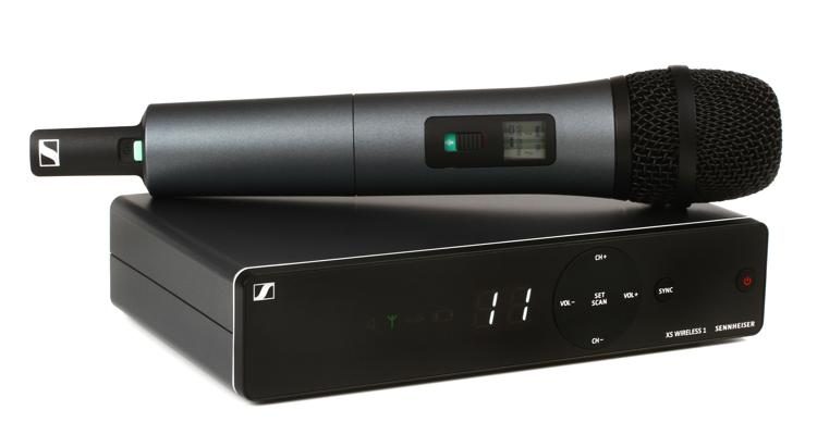 Sennheiser XSW1-835 Hand Wireless Microphone